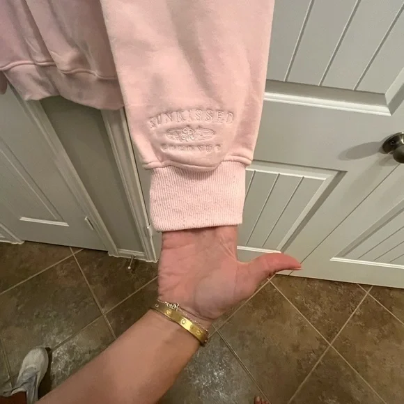 Sun kissed  coconut pink surfer hoodie size small - Picture 6 of 8